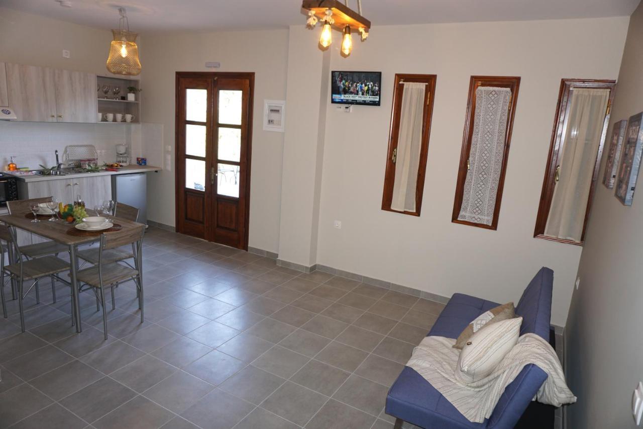 Sea And Creek Villa Katelios Eksteriør billede